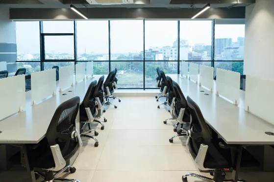 open desk workstation